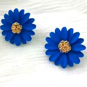KATE SPADE ♠️ NEW YORK blue flower stud earrings